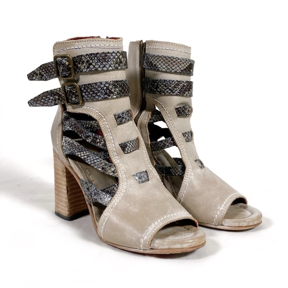 Freebird by Steven Tiara Sandals - Picture 1 of 7